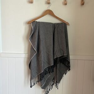 Yves Delorme Throw Blanket - Merino Wool - new